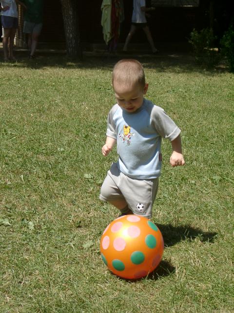 06280060_m.jpg
